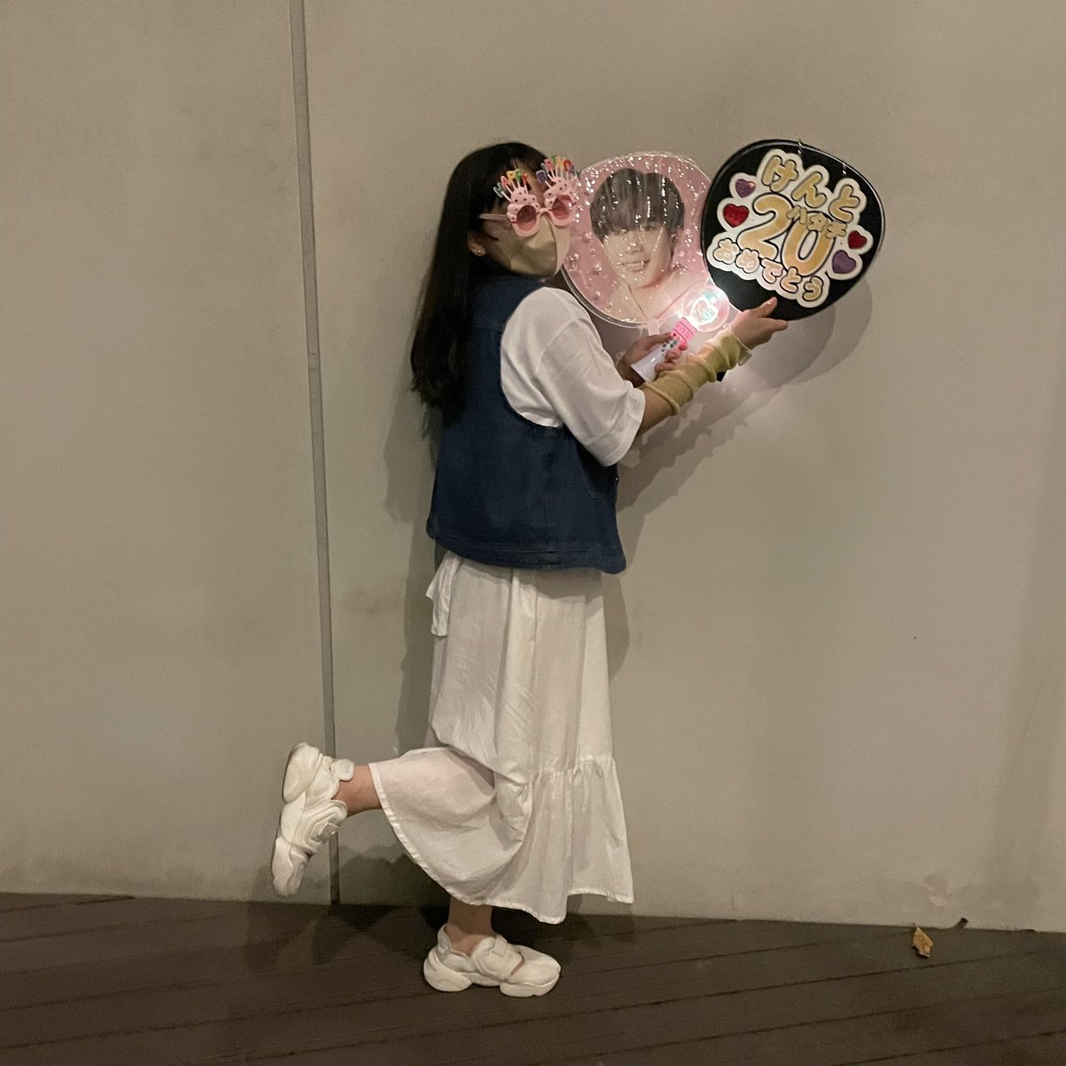 __ll2439's tweet photo. 𝑲𝒆𝒏𝒕𝒐 𝑵𝒂𝒈𝒂𝒐
𝟐𝟎𝒕𝒉 𝑩𝒊𝒓𝒕𝒉𝒅𝒂𝒚...♡
.
20歳おめでとう🤍🤍
いつもいつも幸せな時間をありがとう
また会いに行くね✈️
#長尾謙杜誕生祭2022  #長尾謙杜 
#なにわ男子デビュー魂 #なにわ男子 
#ながおけんと #長尾謙杜誕生祭 https://t.co/FHqeYIi5rB