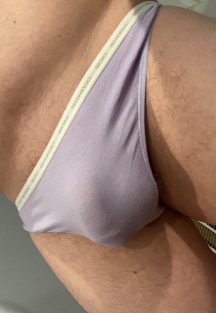 SemenDemonJade's tweet photo. Go on, give it a kiss 😘💋 Tell me how it tastes #femboy #sissy #crossdresser #twink #trans #bubblebutt #nsfw #nsfwtw #nsfwtwt #bootypic #whiteboi #sissyrelapse #nudes #bi #gayboi #dickrate #pantyboi #calvinklein #calvinkleinunderwear https://t.co/7YFASe19BC