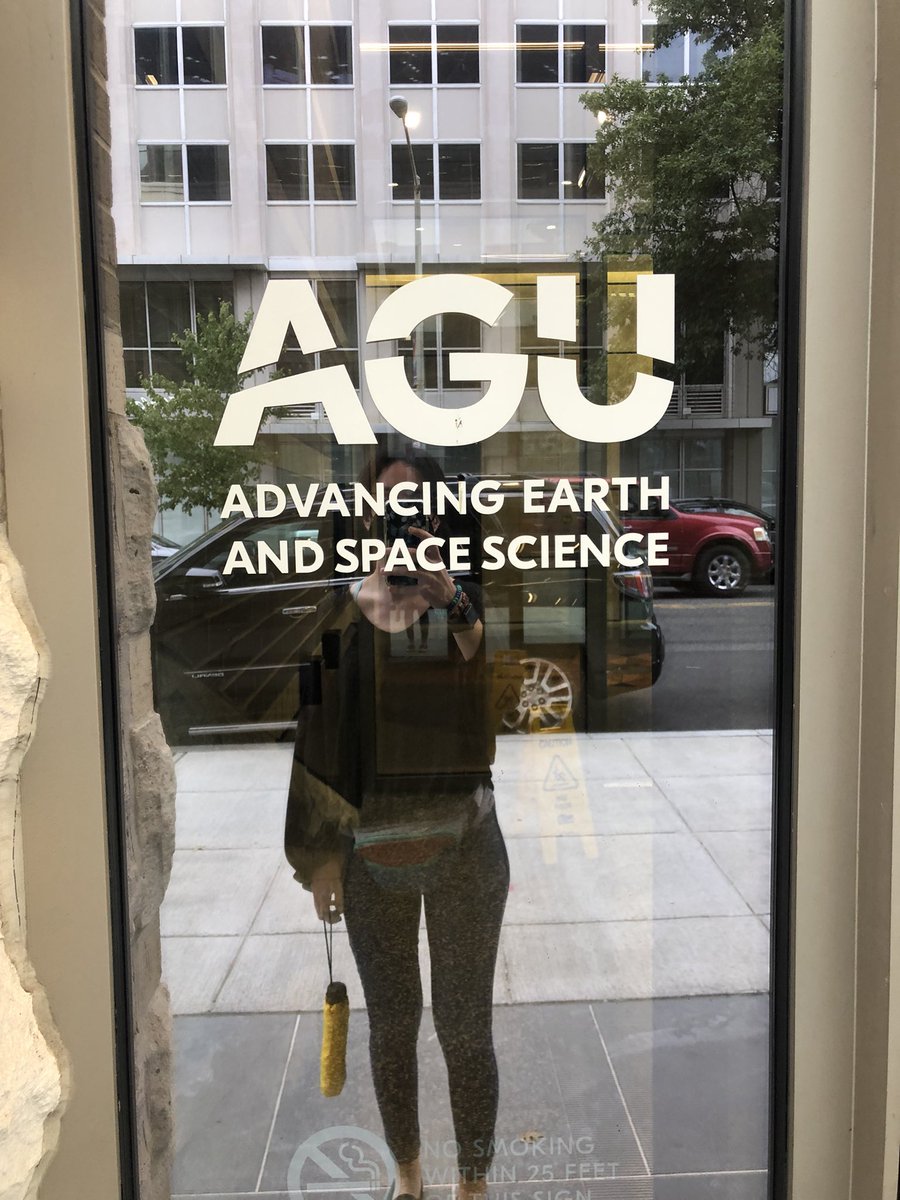 La_U_Re_N's tweet photo. In D.C. for @theAGU #SNC22! Looking forward to the sessions & discussions working towards #JusticeinGeoscience! @palaeobak https://t.co/Nqg1dfrFBB