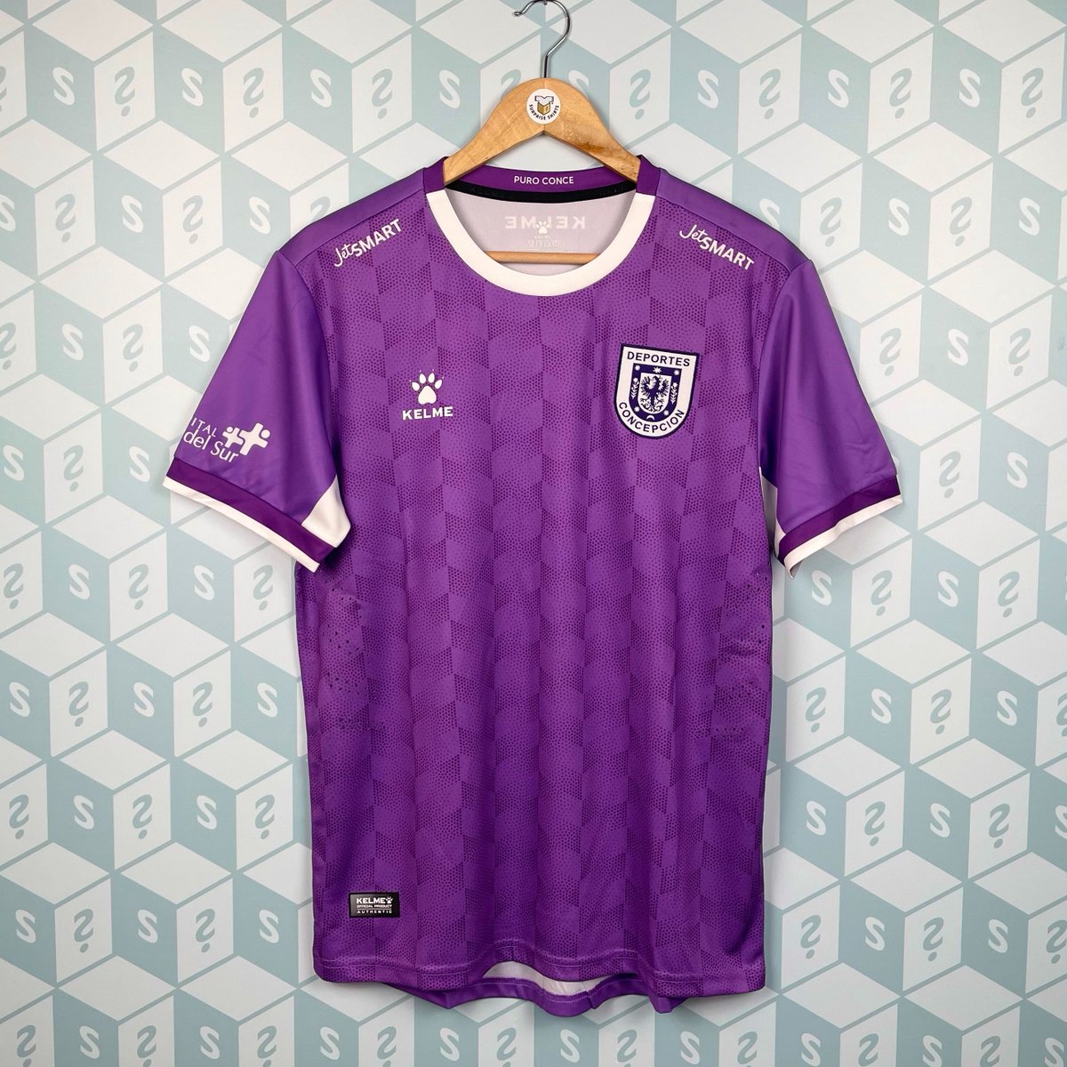 SurpriseShirts's tweet photo. If Mo Salah, Nunez or Diaz SCORE for Liverpool against Crystal Palace tonight, we'll giveaway a https://t.co/4LKMjpRTlz Mystery Box! 🇪🇬🇺🇾🇨🇴

♻️ Retweet
✅ Follow us

That's all you need to do 🔥 #LIVCRY #LFC #YNWA https://t.co/oNwB1eBSyv