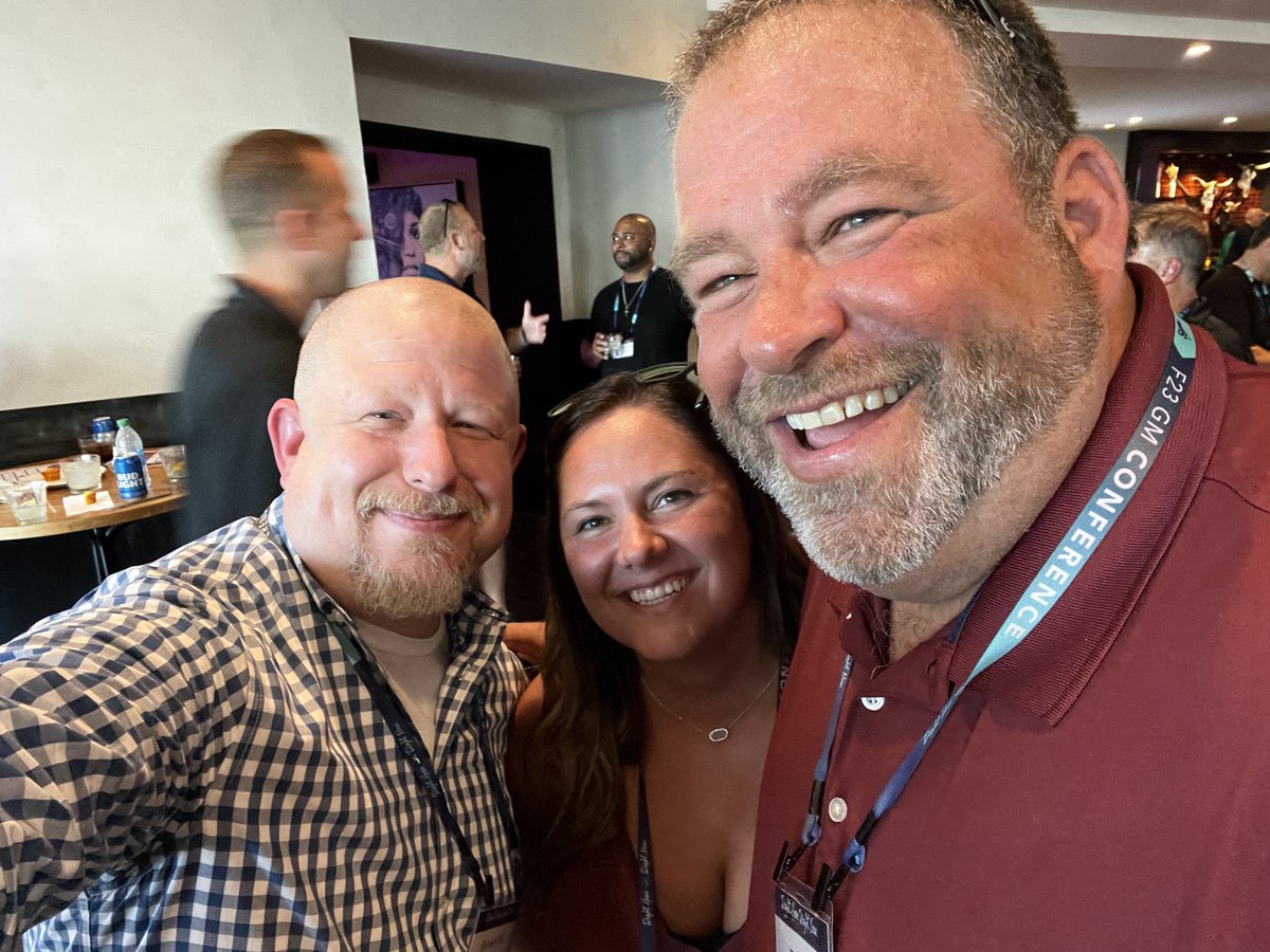 Jeffrey Bunker Hill tweet media