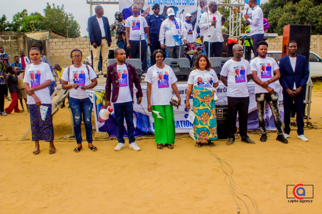 la_rco's tweet photo. L' Installation  Fédération de  Lukunga par le Président National Prof Jean-robert Yoka Mpela et le Secrétaire Général Dieudonne Wabi✌🏼✌🏼💪 https://t.co/goCFd34mZk