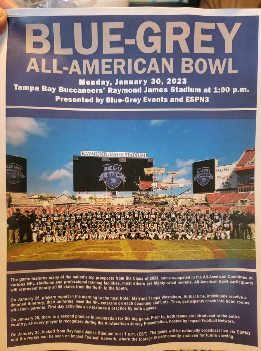 AndrewSwisher9's tweet photo. Blessed to be named a Blue-Grey All American running back! Very excited for January 30th in Tampa, Florida! @BlueGreyFB @Coach_MikeRob @247Sports @OhioD1R1HSFB https://t.co/Hh1yvsIJdc