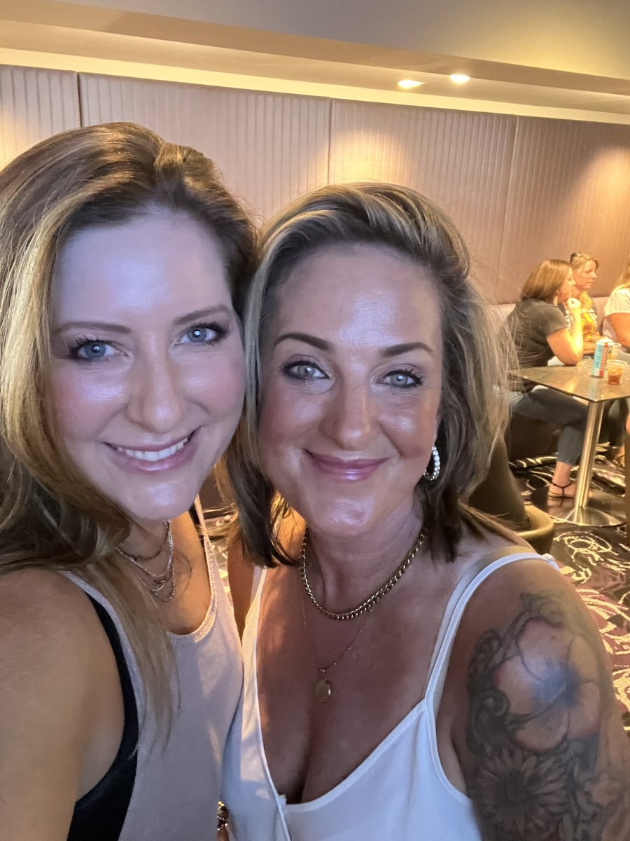 res__ipsa's tweet photo. #thestadiumtourmpls Ready to Rock! https://t.co/yTlpVbHmrP