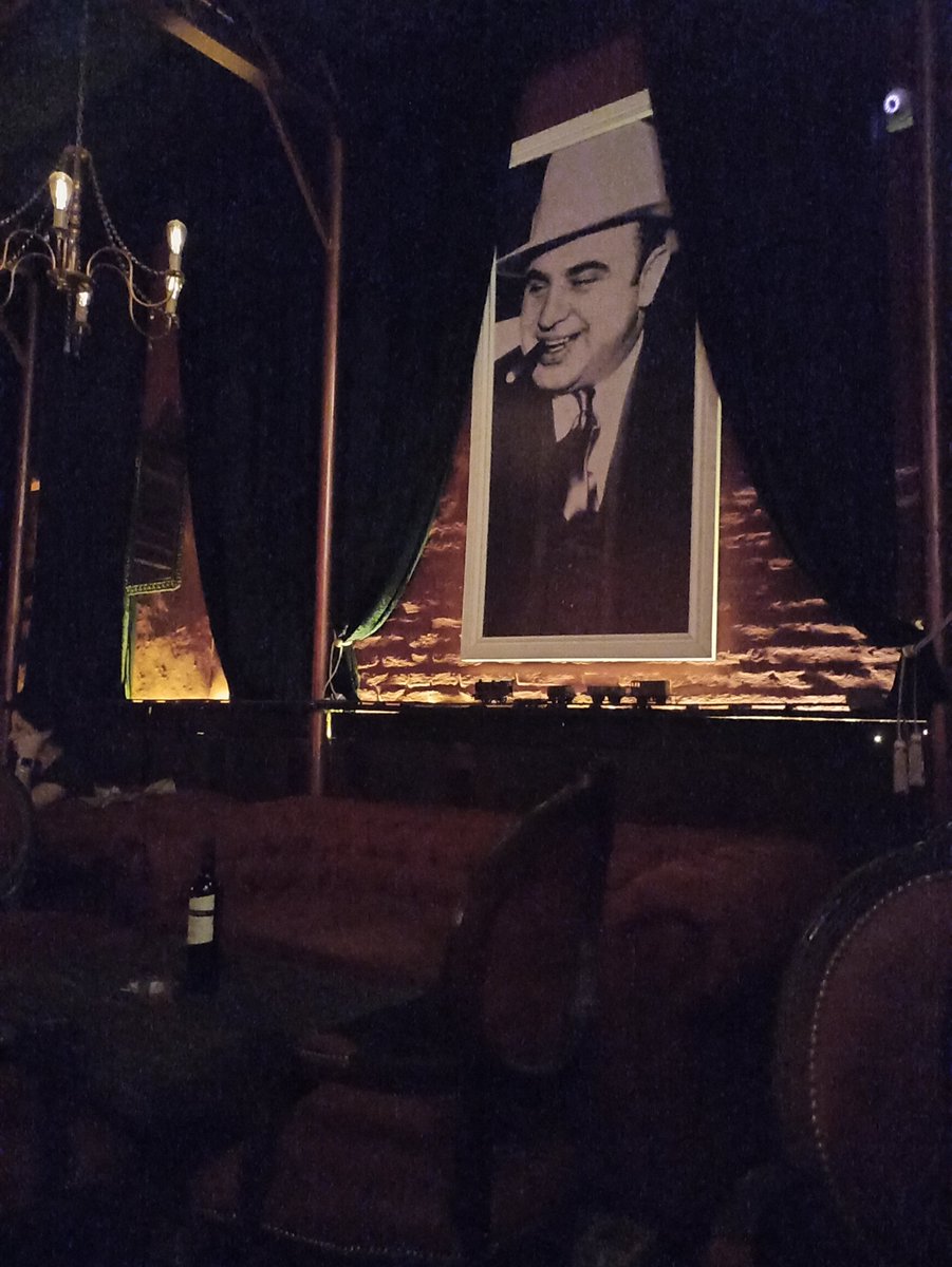 WalFortin94's tweet image. Noche silenciosa, noche #ProhibitionBarHurlingham #CoctelAndDreams #Speackeasy