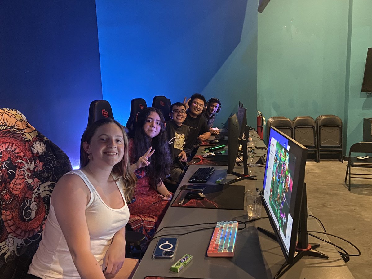 BethTancredi's tweet photo. Let’s hear it for team #nachoshrimps playing @PlayVALORANT at @BrookLAN_NY - semi finals!!! @Ev_0_   @TeamDeceiT https://t.co/zbY29MdYYc