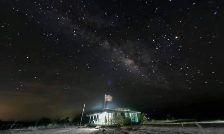 DiazMximo's tweet photo. CASA DE VISITANTES, ubicada en la #IslaCabritos, en  el centro de mi hermoso #LagoEnrriquillo!💥🥰
@RDPorLoAlto @TurismoRD @DelisHerasme https://t.co/dheFXjWKZN