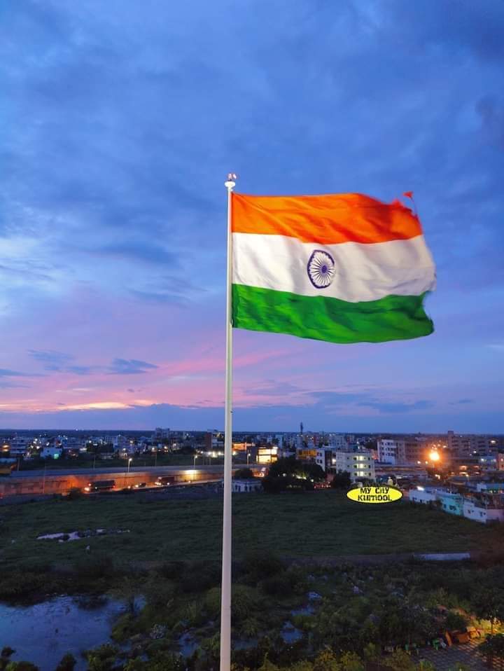 PushpothChkma1's tweet photo. Happy 75yrs of Independence Day
🇮🇳🇮🇳🇮🇳🇮🇳🇮🇳🇮🇳🇮🇳 https://t.co/bbYkUxqH4N
