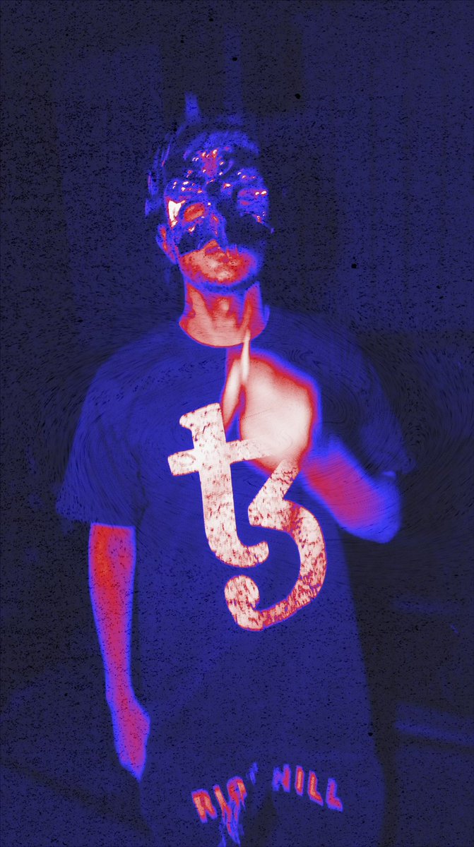 phonecasegreg's tweet photo. ‘Pride’
First of 7 photographs from ‘ELECTRIC GUITARRR’ collection. 
Shot by @kidkassette 
Minted on OBJKT: https://t.co/WiIDkCVIqS

21 editions 7 tez
#tezos #cleannft #tez #objkt #objktcom https://t.co/a8v69FWMtI