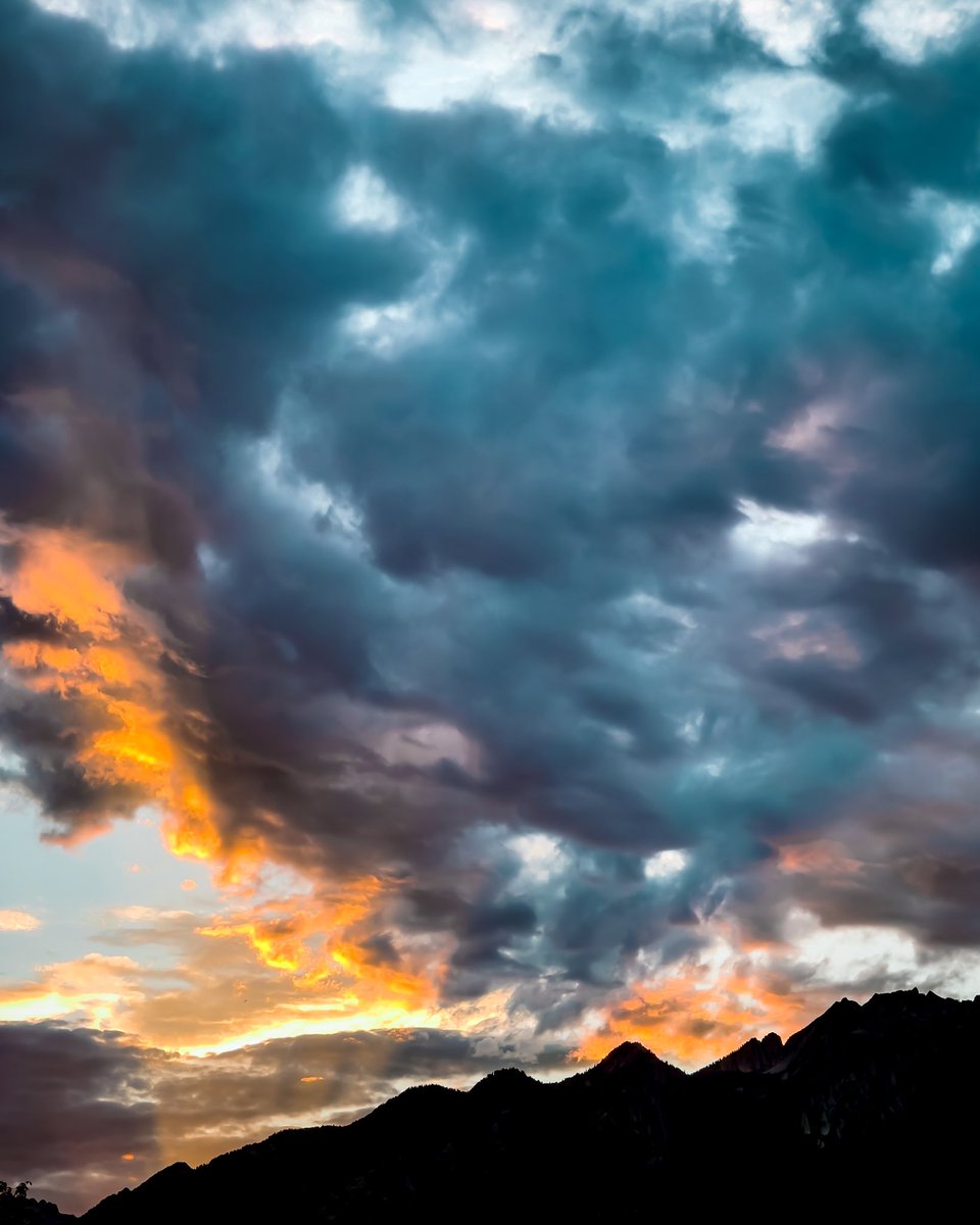 1ts_just_cris's tweet photo. @FlakPhoto Out from utah https://t.co/LidnkzHSl1
