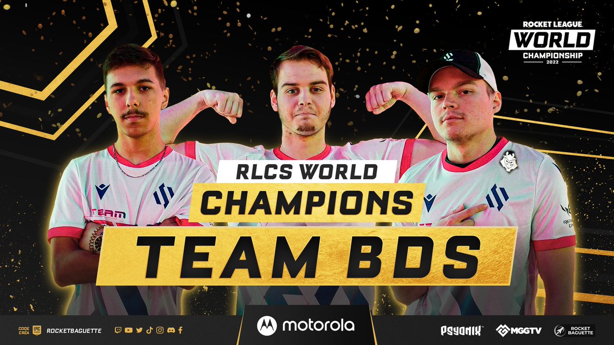 RocketBaguette's tweet photo. CHAMPIOOOOONS DU MONDE @TeamBDS ! 🌎🇫🇷

🥇🇫🇷 @Extra_RL
🥇🇫🇷 @M0nkeyM00n
🥇🇫🇷 @seikoo
🥇🇫🇷 @Mew1__ (C)

La France 🇫🇷 est enfin SUR LE TOIT du MONDE &amp; des #RLCS ! 💫 https://t.co/yGZui9Kp3V