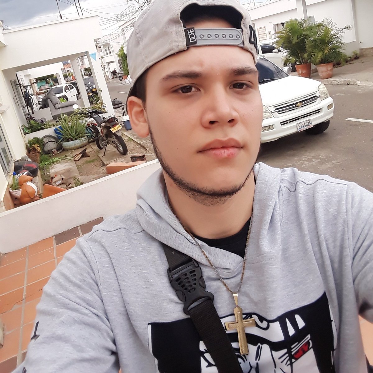 Kevin16118642's tweet photo. #NuevaFotoDePerfil https://t.co/3y2zzUO3f6