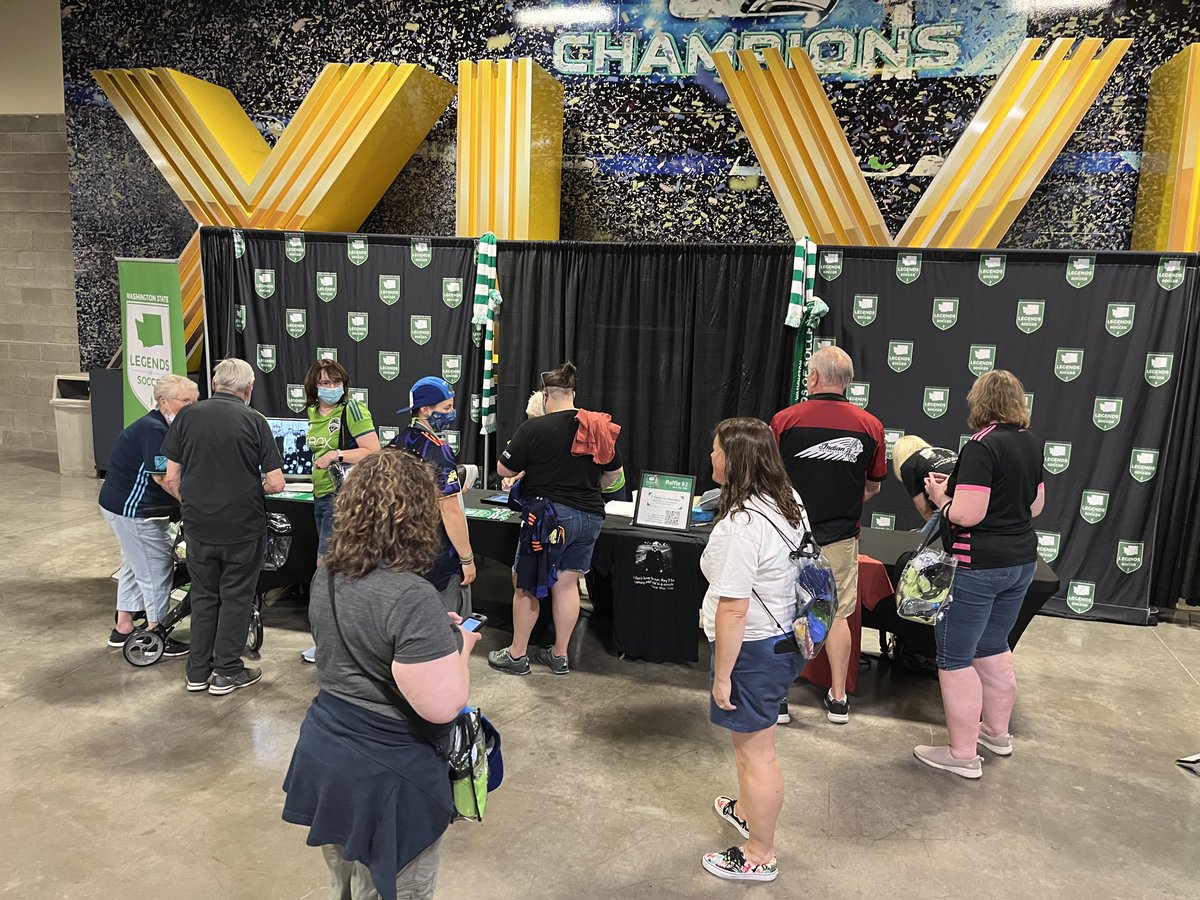frankmSounders's tweet photo. Cintrex shirts are going fast at ⁦@WA_Legends⁩ booth https://t.co/JUZfyjGXXQ