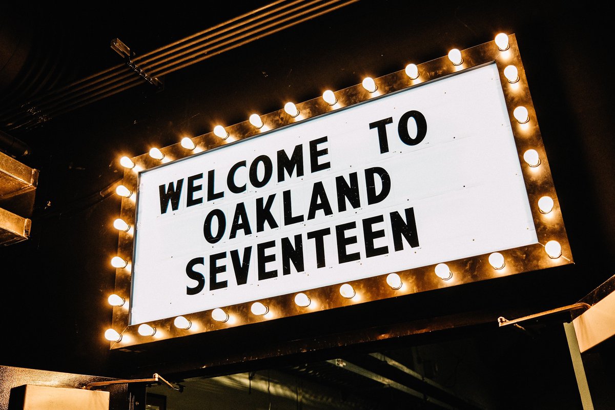 [17'S] HI! OAKLAND CARAT✨

#SVT_WORLDTOUR_BETHESUN
#SEVENTEENinOAKLAND
#BETHESUN_OAKLAND
#BETHESUNwithSVT #NowSVT