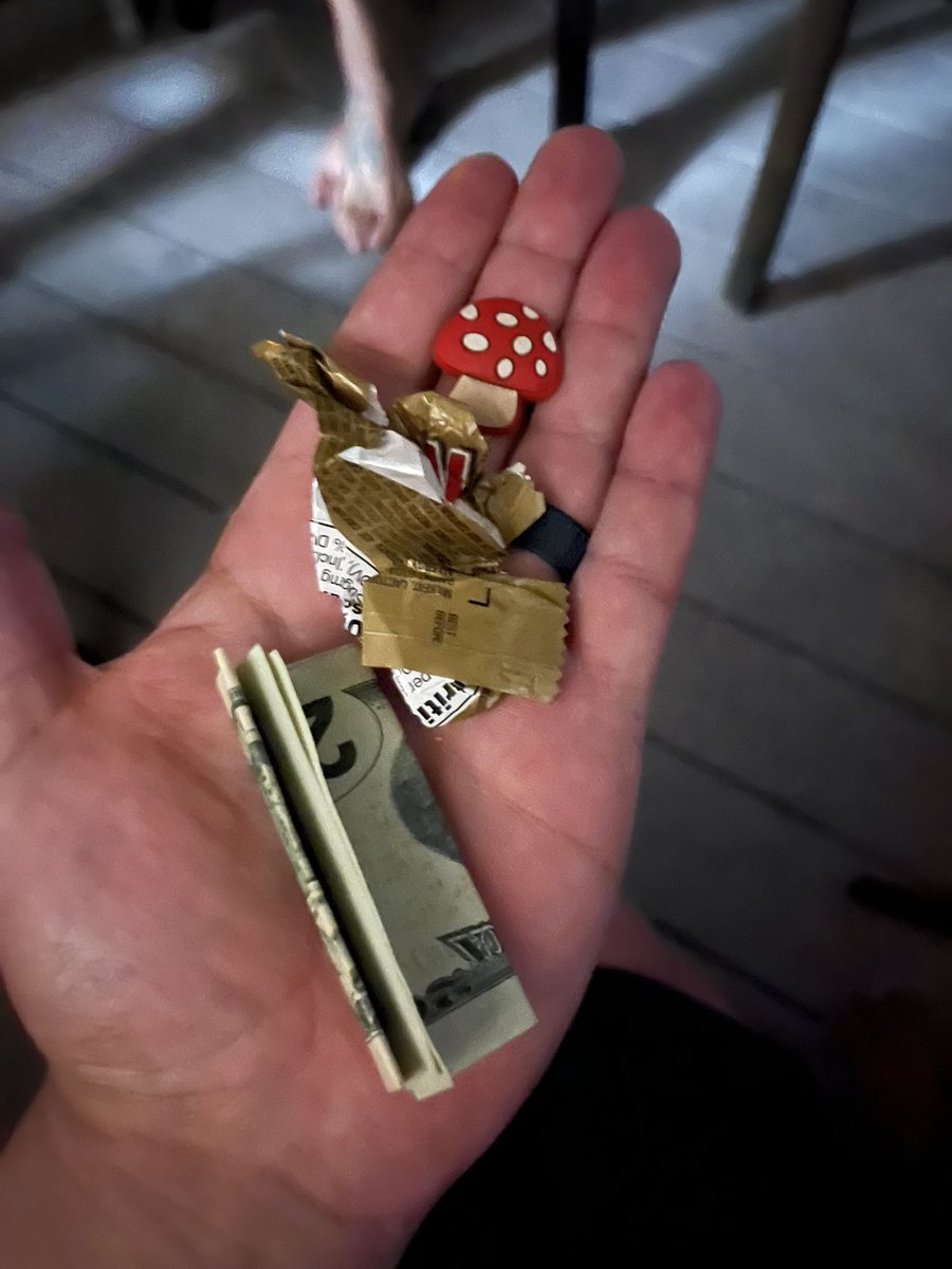 dadpockets1 tweet picture