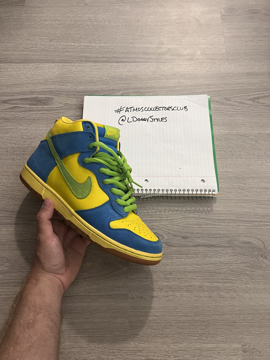 LDoggyStyles's tweet photo. Left column ! 

#atmoscollectorsclub 
Size 9
#atmosweb 
@atmos_usa https://t.co/KNSS5UaaPV