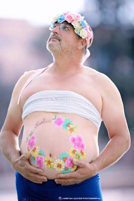 暗い気持ちになった時見てほしい！ただのビール腹をマタニティフォトっぽく撮った写真www