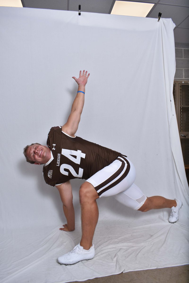 LehighFootball's tweet photo. 📸Photo day photo dump 📸

#GoLehigh #beGREAT https://t.co/6ANjDG9YYm