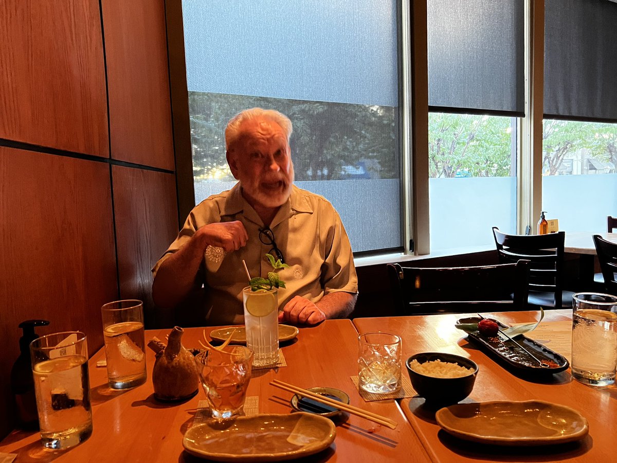 BeccaisaPenName's tweet photo. An early birthday dinner for a wonderful and deserving guy… Happiest Happy Birthday Mike! @theoldgreywolf @DMooreSpecInv @teiteirobata
#HappyBirthday #theoldgreywolf #ogwolf #OGW #seventytwo #1950wasagreatyear #sushisashimi #teiteirobatabar #teitei #teian https://t.co/poaXlkrDf5