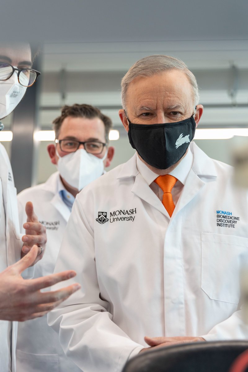 AlboMP's tweet photo. We’ve got a plan to manufacture mRNA vaccines here in Australia, and today I met the brilliant scientists who are part of it. 

Australia will be one of the few countries in the world that can make mRNA vaccines, instead of being vulnerable at the end of global supply chains. https://t.co/tJdHNWGUHZ
