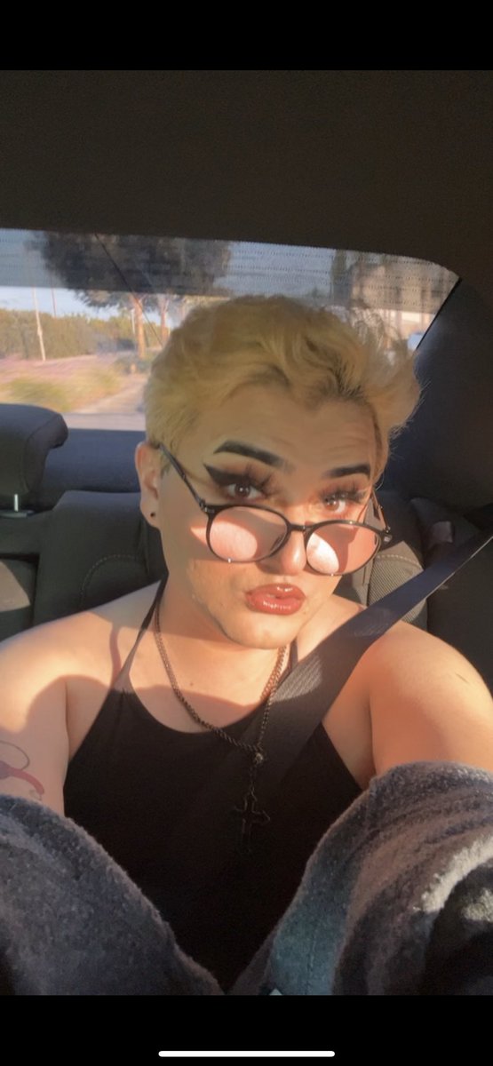 dylan_sakuma's tweet photo. Sad blonde girl photodump https://t.co/25JHOfavaZ