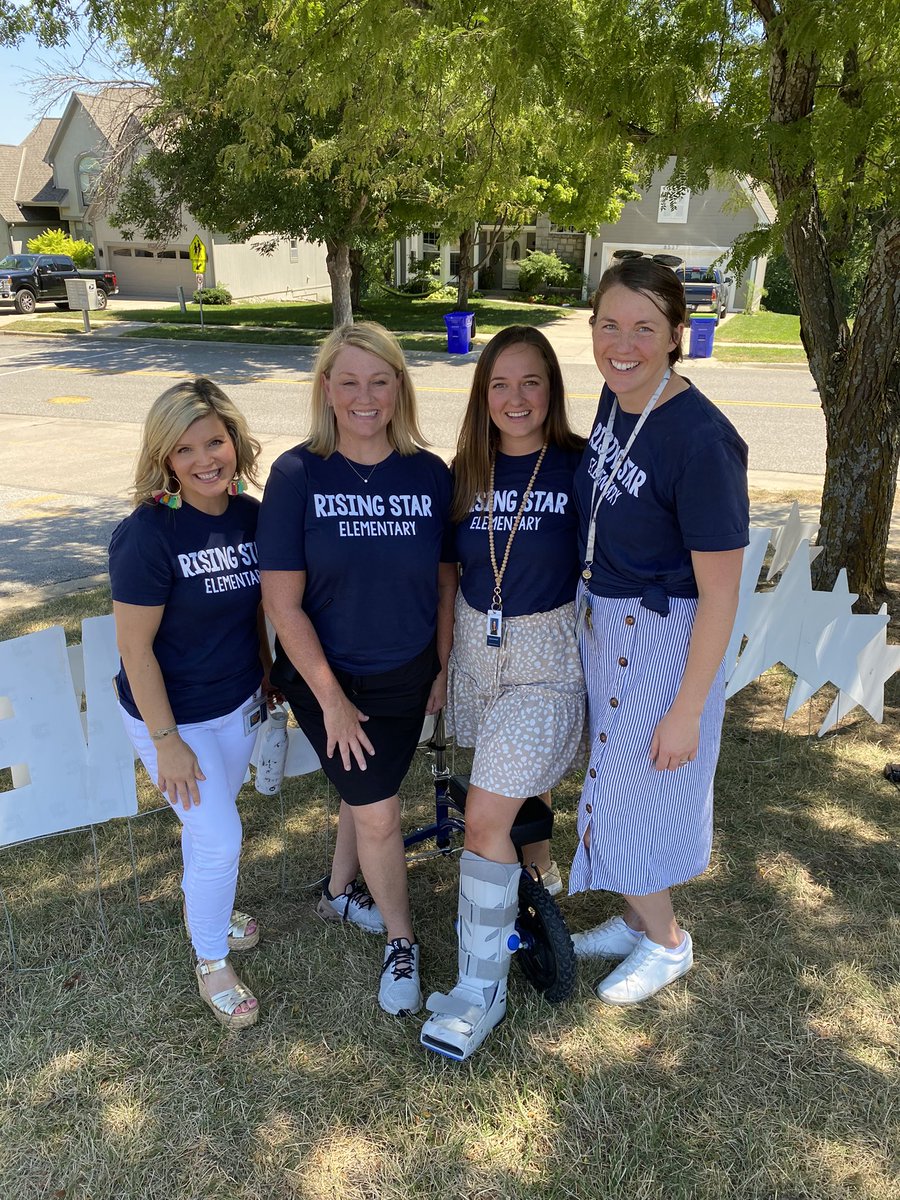 MrsRush_5's tweet photo. First week of year 10 in the books. I am so excited to join the @RStar512 community and this amazing team! @jg_risinger @kcbornheimer @missgrodzicki @KatySeibold https://t.co/k69u8COkIV