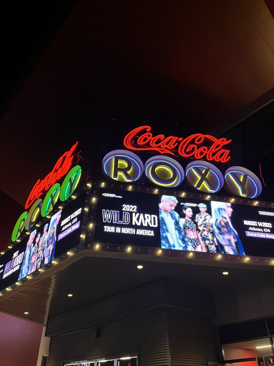 cloyoongi's tweet photo. my favorite concert EVER. the energy, the crowd, their love for us. NUMBER ONE CITY IN THEIR LOUDMETER !!!!!! 

#For_KARD 
#KardInAtlanta
@KARD_Official https://t.co/UD0dVTrU29