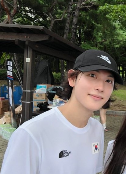 sunizup's tweet photo. While most people were fast asleep, #Siwan woke up at dawn to start his 8.15 km run to honor the people who fought for freedom in Korea. Sweet!!
๐ฐ๐ท๐โโ๏ธ๐โโ๏ธ#์์์ #YimSiwan #5amstart #815๋ฐ #ParkBoGum #JinuSean https://t.co/xI2HG5QInR