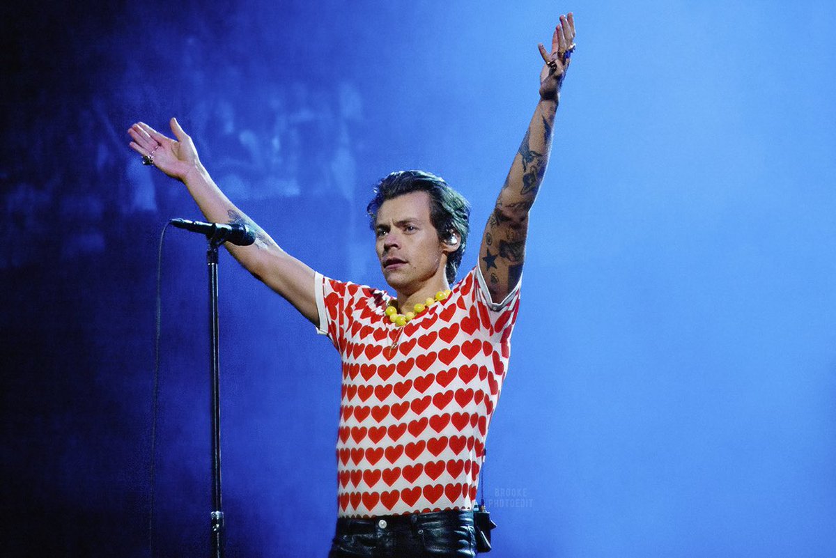 Harry Styles (<a href="/Harry_Styles/">Harry Styles.</a>)
One Night Only in New York