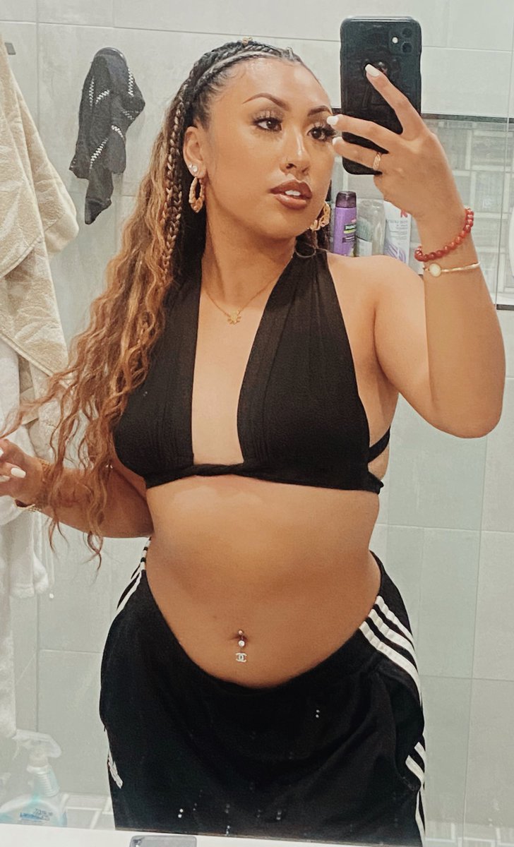 classiccarlisa's tweet photo. hey big head https://t.co/a4655n1cZj
