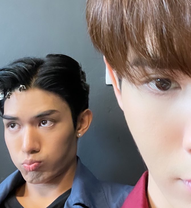 hourlynetjames's tweet photo. good luck for today's mdlbf shooting!🙌🏻

#Hiวันจันทร์ชวนมารันพี่เจตอนลQ9
#เน็ตเจมส์ #NetJames https://t.co/cFcVQQZdiH