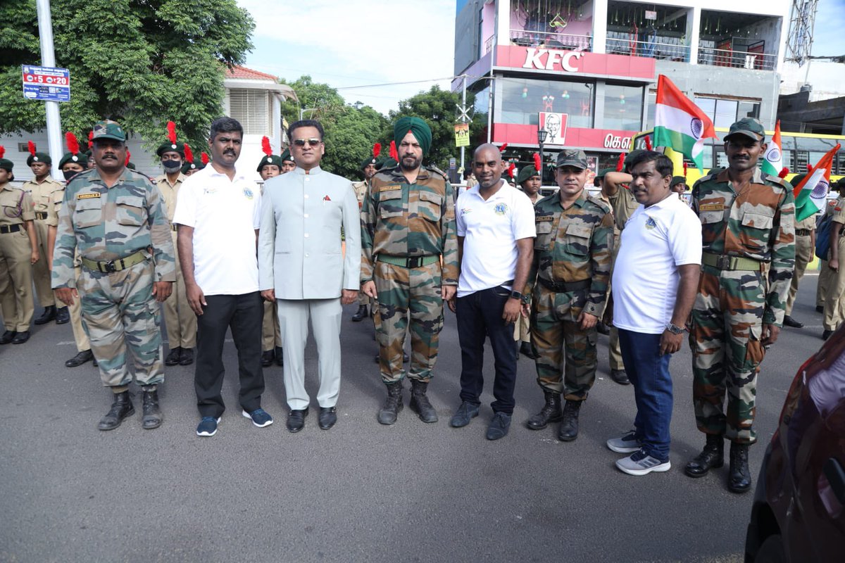 MParktown's tweet photo. 75 th independence day celebration 

@MParktown conducted march past by one thousand NCC cadets in the morning at Elliots beach in besant nagar chennai @lionsclubs @HQ_DG_NCC https://t.co/yfMAfAQiuQ