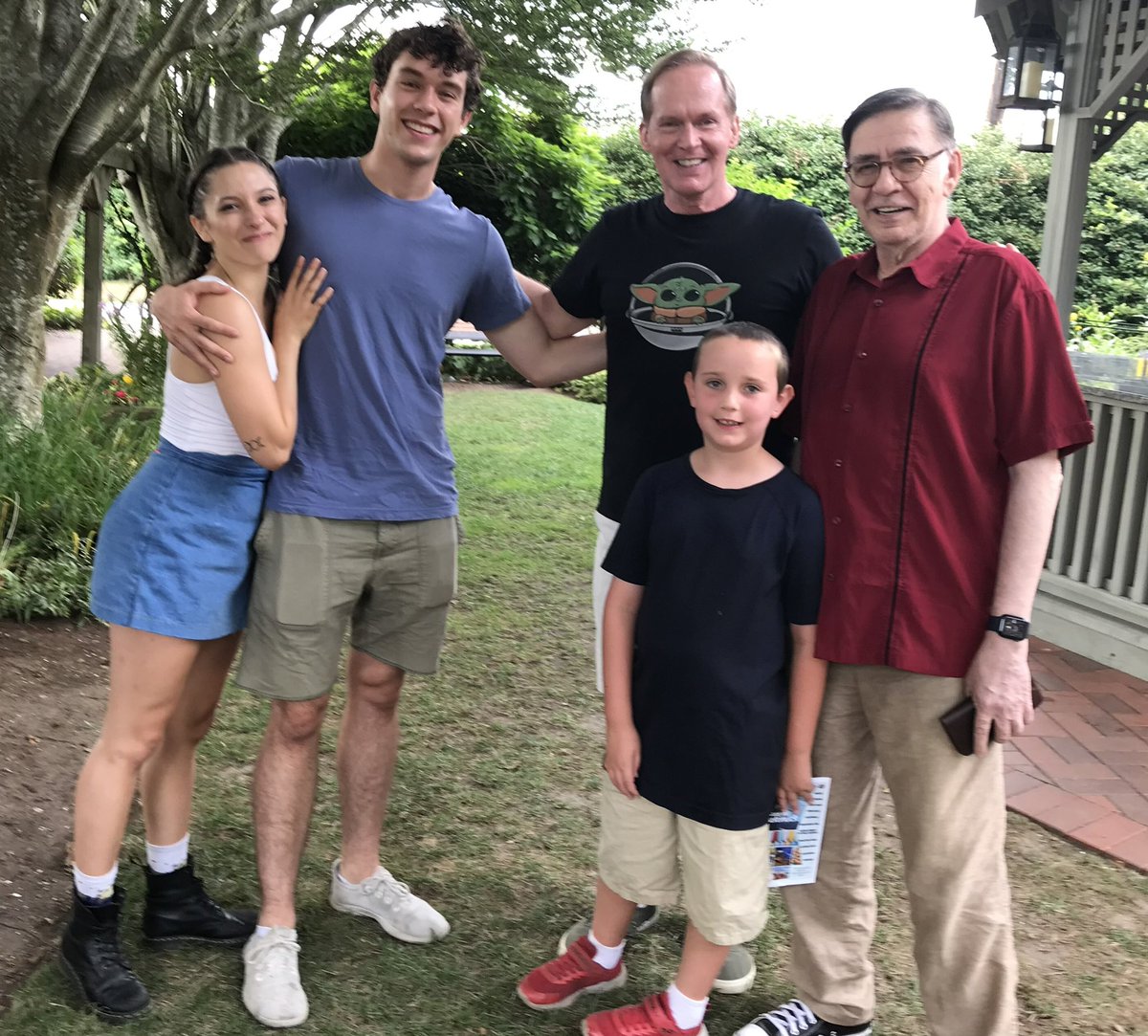 ActorHubBub's tweet photo. My GreatNephew Andrew saw his first full length musical, Cinderella. A palpable hit. Pre-show, &amp; post-show: Cinderella, The Prince, Sebastian, Master Andrew &amp; Uncle Kevin. https://t.co/Pq25hMh7Cs
