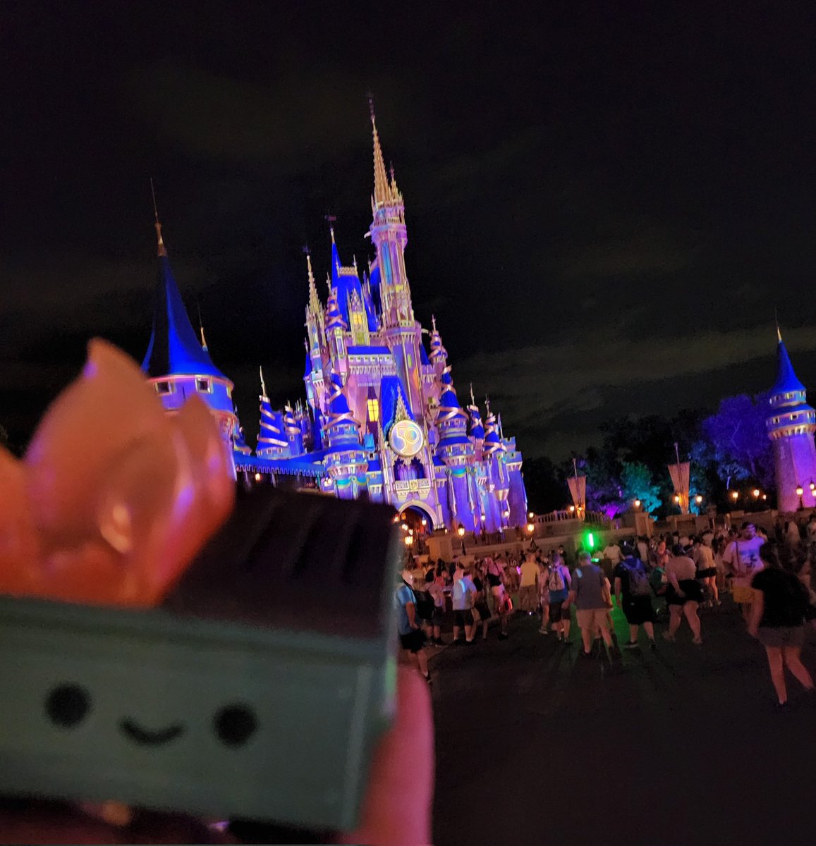 NerfherderSteve's tweet photo. One last photo op on my way out the door for today. Can't believe day 2 is a wrap already!
#DumpyDoesDisney
@WaltDisneyWorld
@100soft https://t.co/K88Q2nNop8
