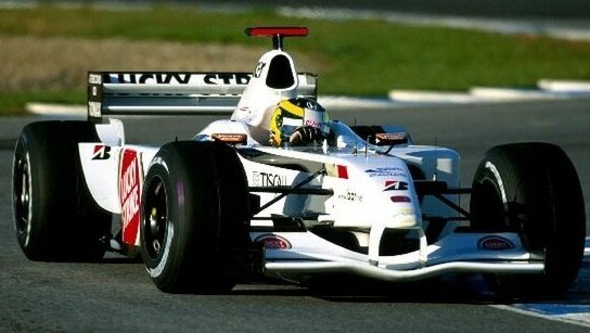 zdravkost's tweet photo. Kosuke Matsuura testing BAR Honda 004 at Jerez back in 2002. (Photo via @Lywz3581) https://t.co/OyGX302iWv