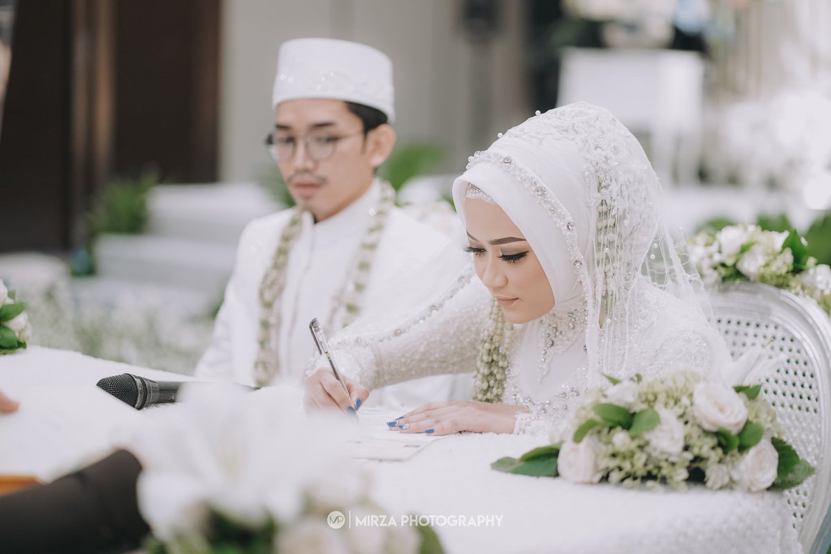 rmndsm's tweet photo. @selphieusagi Foto terakhir kaya lagi dicontek pas UN🙈 https://t.co/xNAU3hyBzr