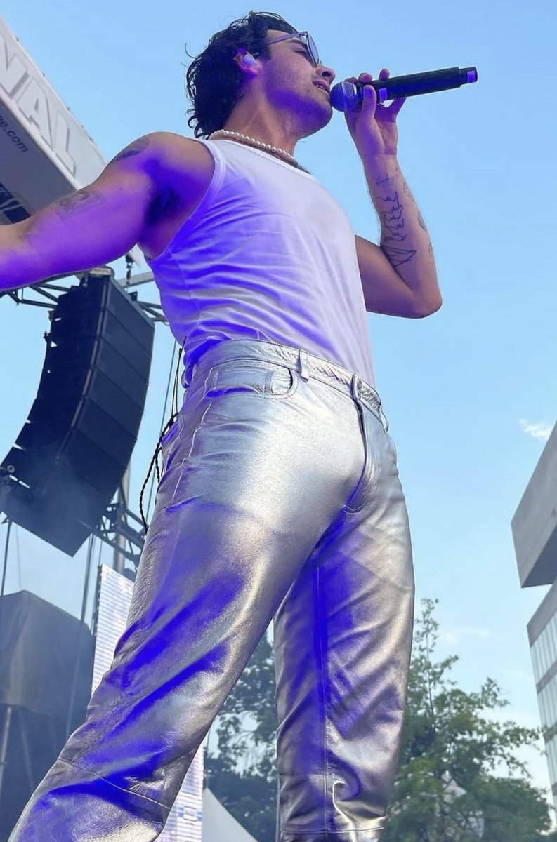 Famous Bulges on X: Joe Jonas dick print 🍆 t.coqfW5UvuIx0  X