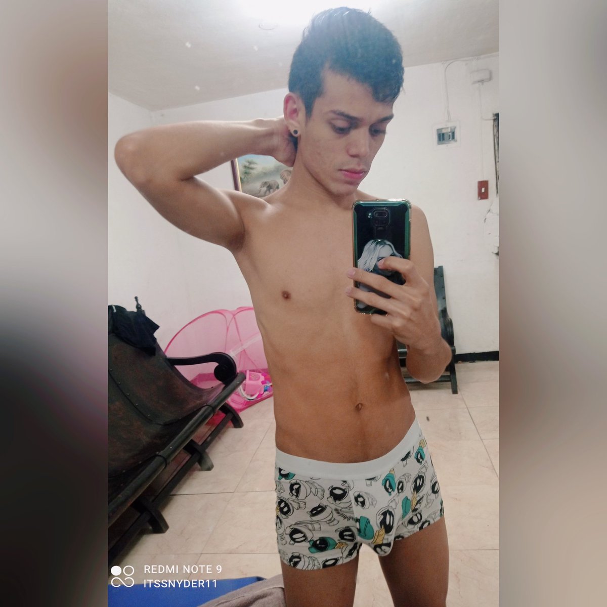 itssnyder11's tweet photo. Flaco pero no tuyo 😁 https://t.co/ieTGOobdot