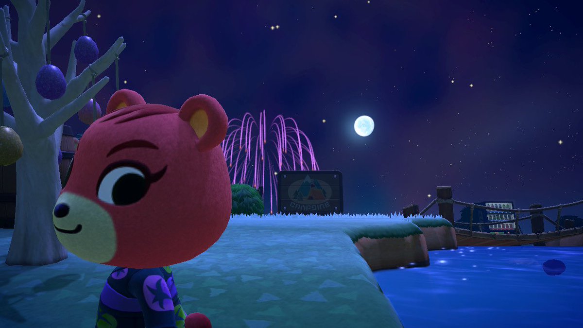 Dont mind me, tralala, just studying fireworks for my pop career, tralala!