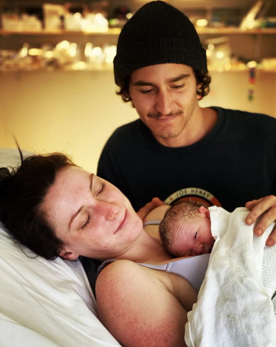 caIzu_'s tweet photo. IM A FATHER
WELCOME TO THE WORLD MY SWEET
MIA MAREE SMITH🌸💕
15/08/2022 7:23am 2.985kg 52cm https://t.co/vkmCSzCcJW