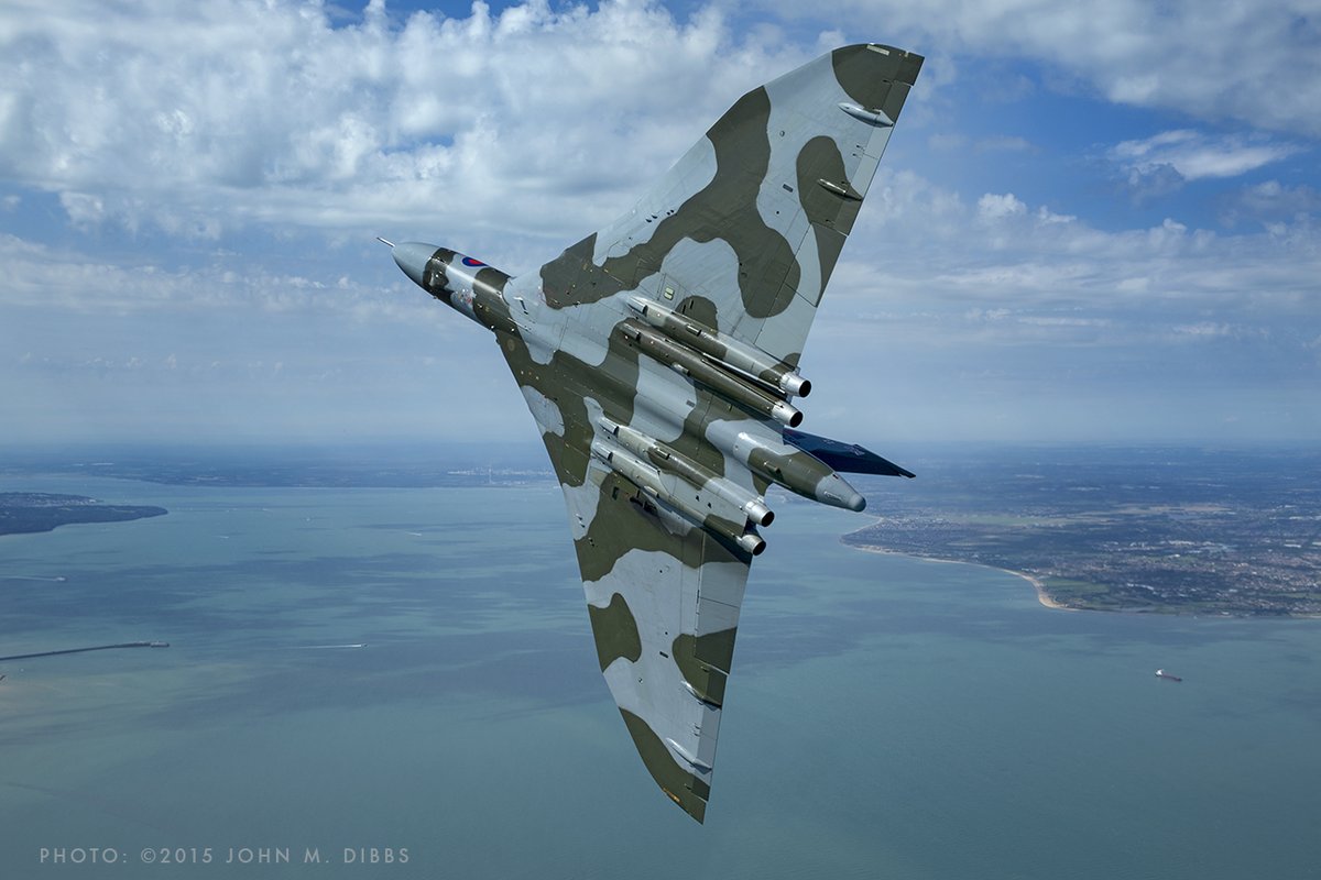 #VulcanXH558 set to leave Doncaster Sheffield Airport in 2023.

#AvroVulcan XH558 is getting ready to take the next step in its journey as it prepares to leave Doncaster Sheffield Airport (DSA) in June 2023.

Read More: vulcantothesky.org/news/vulcan-xh…