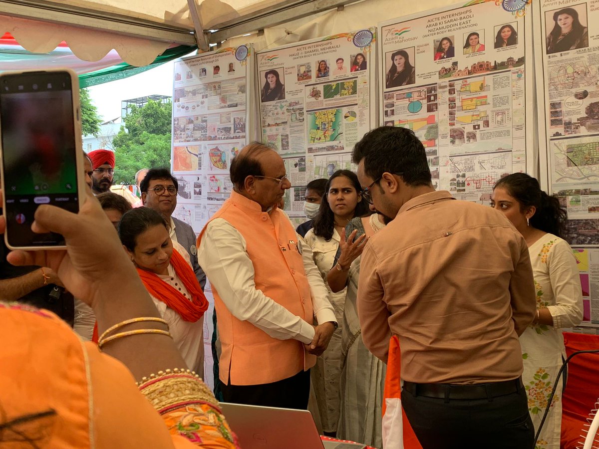 ZarqaRehman2's tweet photo. Exhibition of Department of Architecture and Planning at Indira Gandhi Delhi Technical University for Women, Kashmere Gate, Delhi in presence of Hon'ble @LtGovDelhi and Vice Chancellor of IGDTUW 
#MissionAmritSarovar @AICTE_INDIA @MoHUA_India https://t.co/hvjBDjNd2n
