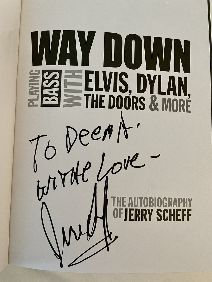 DeenasDays's tweet photo. Next up on this great day was a meet and greet with Jerry Scheff! He was the most charming, engaging man with these beautiful eyes that just pulled you in!
#ElvisWeek45 #Memphis
#Elvis #TCB⚡️🐅 #ElvisWeek
#Graceland #HappiestPlaceOnEarth
#ElvisWeek2022 https://t.co/yGnrWInZFd