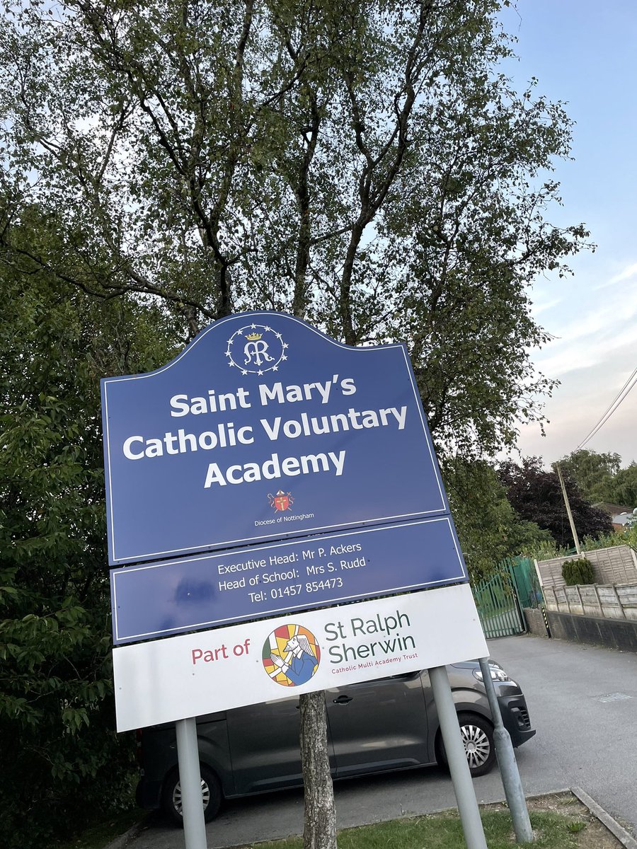 PeakActiveSport's tweet photo. Good Morning Campers!

Don’t forget that our Glossop Holiday Camp is now @stmarysglossop 

We’re there for the remainder of the summer!

Please park on the roads around the school &amp; walk in for registration. You’ll be greeted by a member of our team at the main gate everyday. 😊 https://t.co/S4G9DMhSca
