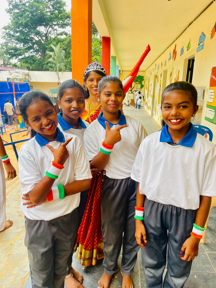 saplabsindia's tweet photo. Celebrating the 75th Independence Day in the presence of our SVP &amp; MD, @gangadharansind, COO @anzieee and other leaders, by hoisting a flag at our campus followed by celebrations at the Government Higher Primary School, Basavanagar with enthusiastic little champs. https://t.co/Llphad9itb