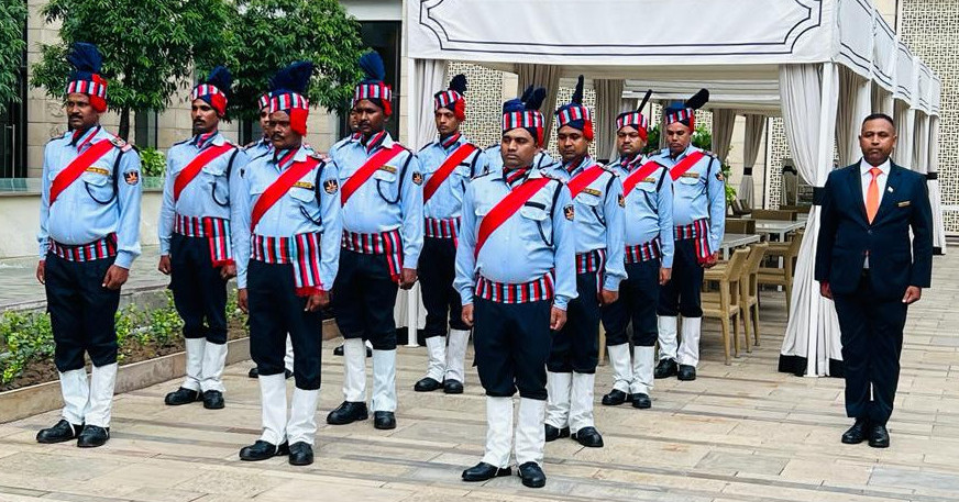 Lodhidelhi's tweet photo. Celebrating the glorious spirit of our nation's sovereignty, democracy and diversity.
The Lodhi, New Delhi wishes you a Happy Independence Day.

#TheLodhi #LeadingHotelsoftheWorld
#TheLodhiMoments #ExpereinceTheLodhi
#IndependenceDay https://t.co/tnbi1hR4IT