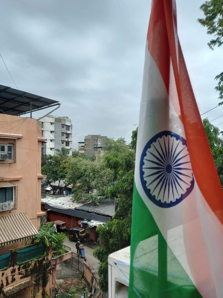 souravtwitting's tweet photo. Happy Independence Day 🌾💛

Love, Peace and Tolerance - the fruits of true independence must prevail. WE, only WE, ARE RESPONSIBLE!!

Looking for a better INDIA 🇮🇳 🙏

#IndiaAt75 #IndependenceDay2022 #responsibility https://t.co/O9V9ORMRw0