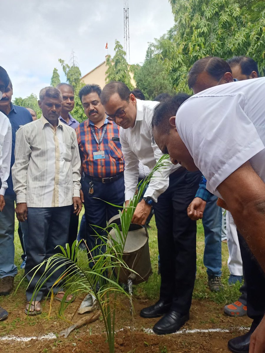 Had the opportunity to hoist flag at #remotesensingapplicationcentre followed by plantation