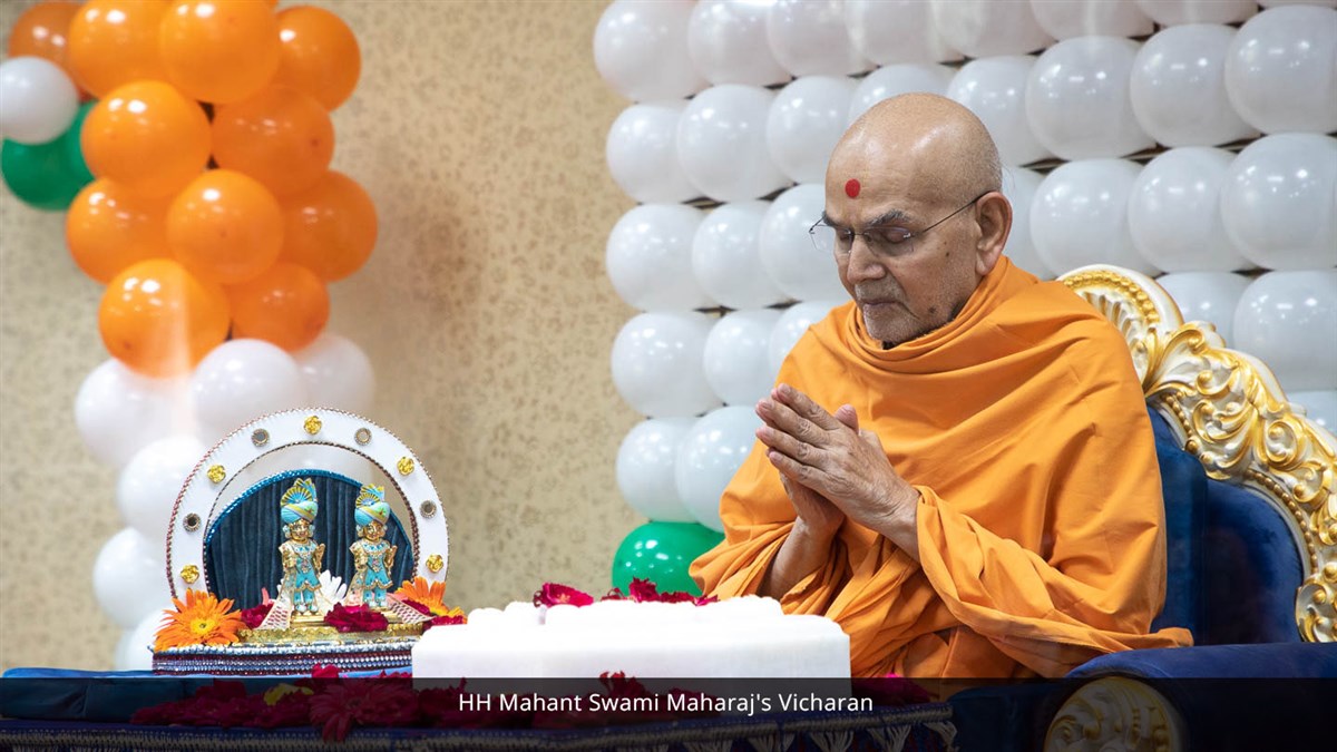 BAPS's tweet photo. HH Mahant Swami Maharaj's Vicharan: 14 August 2022, Ahmedabad, India https://t.co/fGZ7jXNriB https://t.co/XIzhh4k8uO