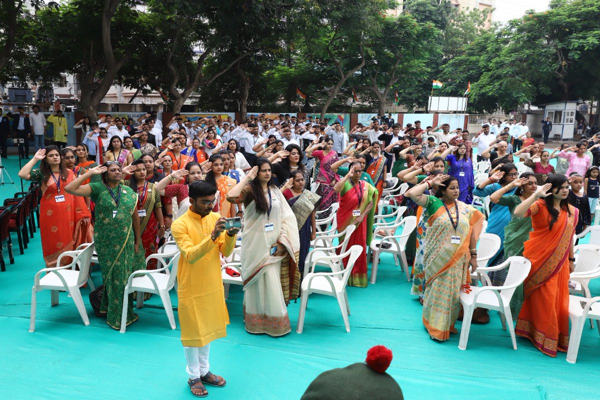 jvims_mba's tweet photo. Independence Day Celebration by Oshwal Education Trust managed Institutions
🇮🇳🇮🇳🇮🇳
#azadikaamritmahotsav
#harghartiranga
#OET #GTU #ugc #aicte
#JVIMS #KBS
#ghgddn #czmg #lghariaschool
#independenceday
#jaihind #India #IndiaAt75 #AmritMahotsav https://t.co/wAFVLBgSzD